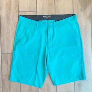 MATTE GREY Teal golf shorts